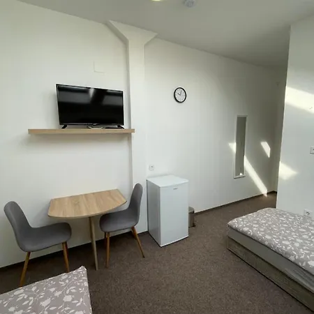 Garay Vendeghaz Penzion *